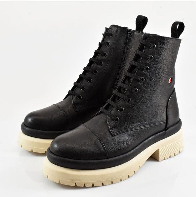 Γυναικεία αρβυλάκια Robinson 113055 μαύρο-La Scarpa Shoes Γυναικεία αρβυλάκια Robinson 113055 μαύρο SMALL BOOTS ROBINSON WOMEN