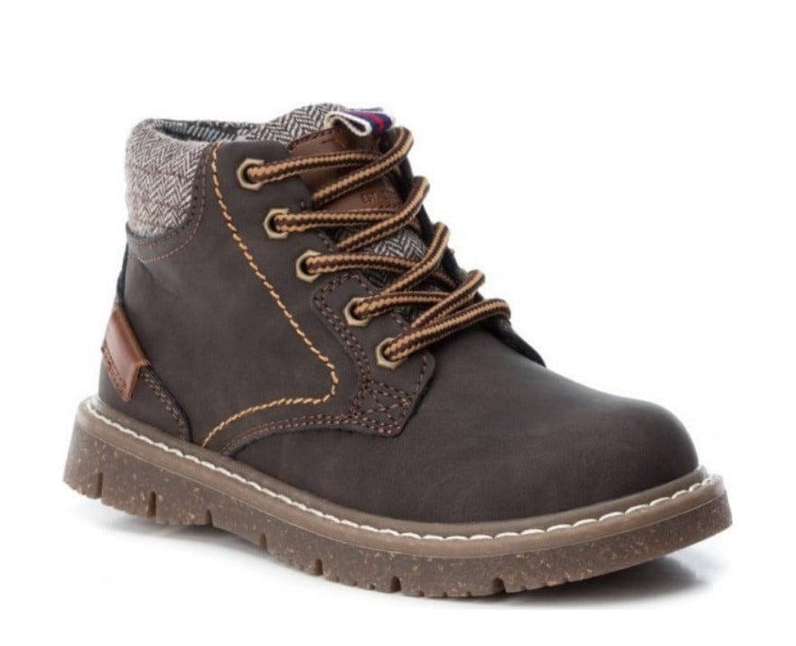 Παιδικά μποτάκια XTI 56940 Αγόρι καφέ -La Scarpa Shoes Παιδικά μποτάκια XTI 56940 Αγόρι καφέ BOYS EXE KIDS