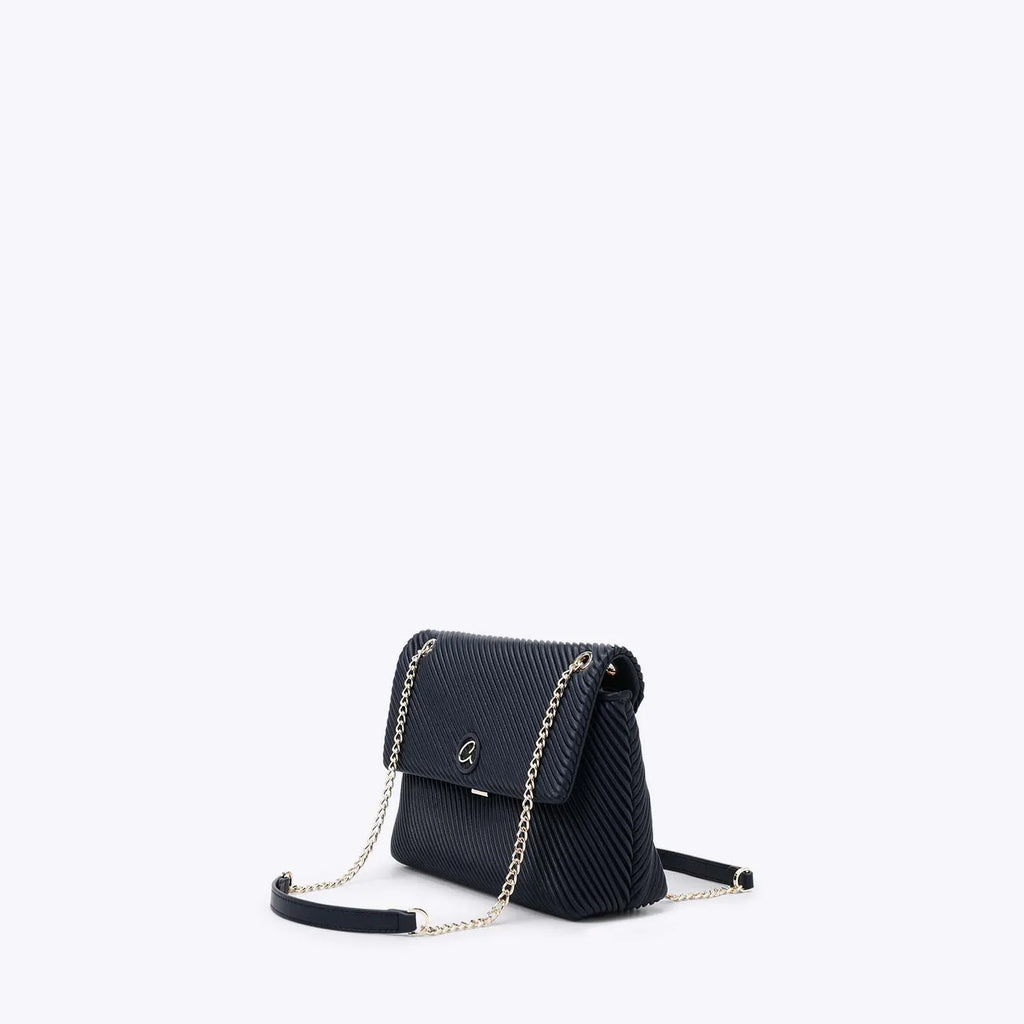 Γυναικεία τσάντα ώμου μπλε Axel 1010-3651 Γυναικεία τσάντα ώμου μπλε Axel 1010-3651 Shoulder Bags AXEL