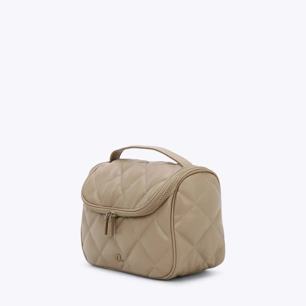 Γυναικείο νεσεσέρ μπεζ Axel 1106-0158 Γυναικείο νεσεσέρ μπεζ Axel 1106-0158 WALLETS AXEL