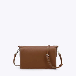 Γυναικεία τσάντα ώμου Axel camel 1010-3644 Γυναικεία τσάντα ώμου Axel camel 1010-3644 Shoulder Bags AXEL