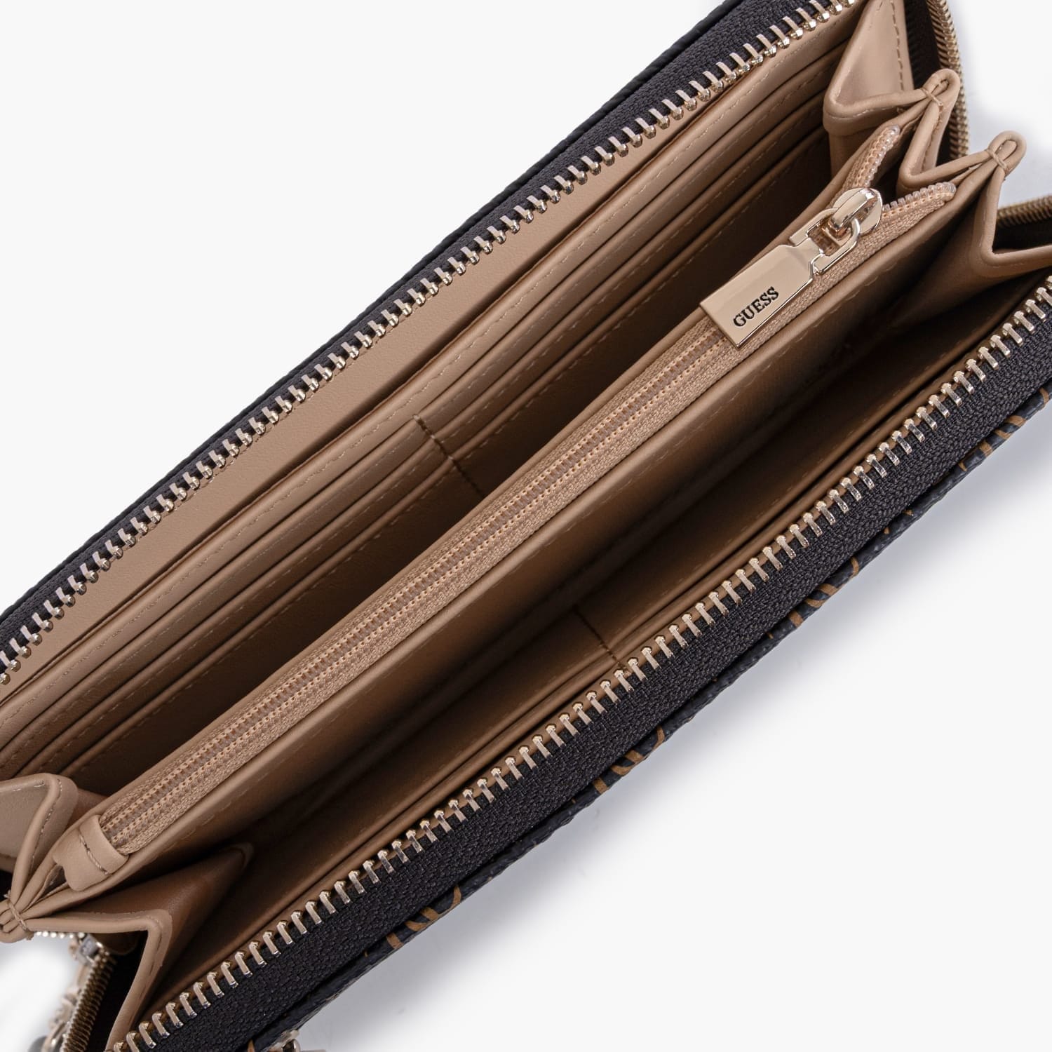 Γυναικείο πορτοφόλι brown logo Guess QL7459146 Γυναικείο πορτοφόλι brown logo Guess QL7459146 WALLETS Guess