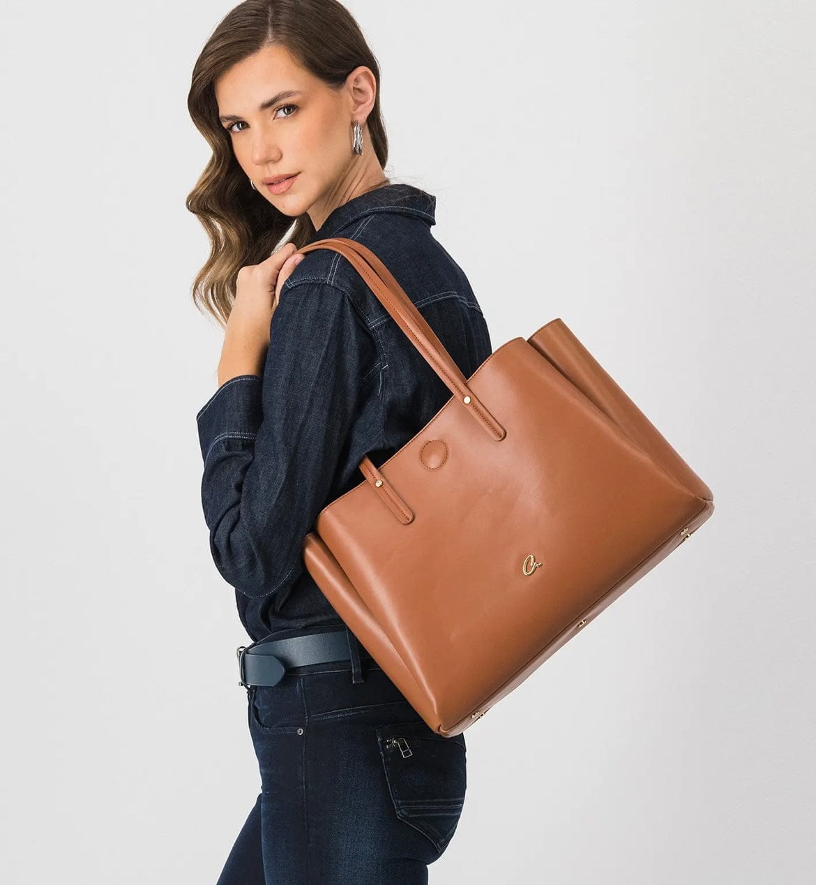 Γυναικεία τσάντα ώμου Camel Axel 1010-3480 Γυναικεία τσάντα ώμου Camel Axel 1010-3480 Shoulder Bags AXEL