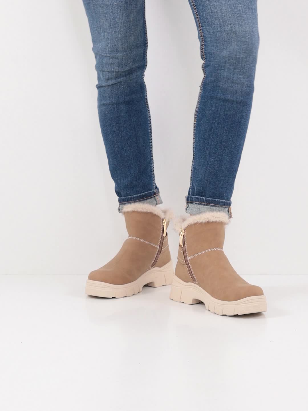 Γυναικεία μποτάκια Camel Tamaris 1-26825 Γυναικεία μποτάκια Camel Tamaris 1-26825 SMALL BOOTS TAMARIS