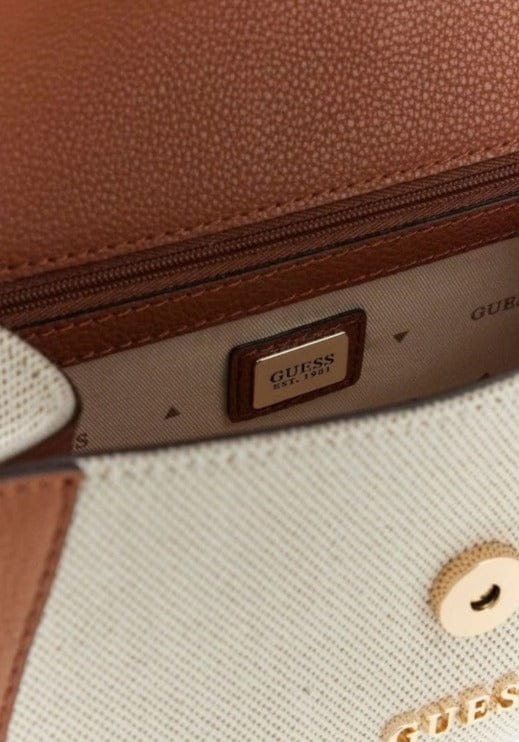 Γυναικεία τσάντα ώμου cognac Guess AG971919 Γυναικεία τσάντα ώμου cognac Guess AG971919 Shoulder Bags Guess