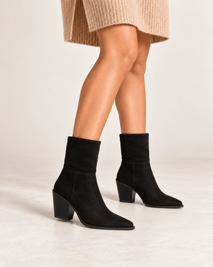 Corina ankle boots M6775 black Corina ankle boots M6775 black SMALL BOOTS corina