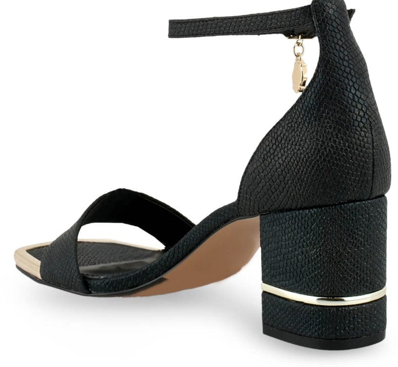 Γυναικεία πέδιλα Exe Eden 763 μαύρο-La Scarpa Shoes Γυναικεία πέδιλα Exe Eden 763 μαύρο SANDALS TSAKIRIS MALLAS