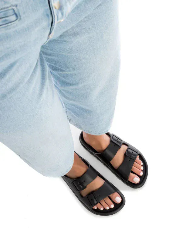 Γυναικεία Flats μαύρο XTI 142550 Γυναικεία Flats μαύρο XTI 142550 FLAT SANDALS XTI