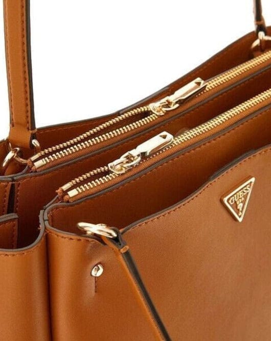 Γυναικεία τσάντα ώμου Guess caramel NG966923 Γυναικεία τσάντα ώμου Guess caramel NG966923 Shoulder Bags Guess