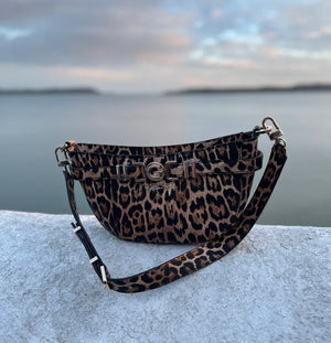 Γυναικεία τσάντα ώμου Guess LG966818 Γυναικεία τσάντα ώμου Guess LG966818 Shoulder Bags Guess