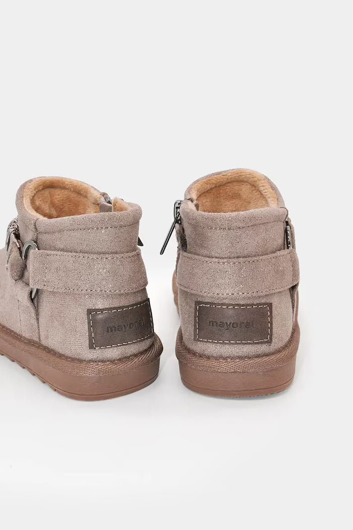Mayoral boots  42690 chocolate Mayoral boots  42690 chocolate GIRLS MAYORAL