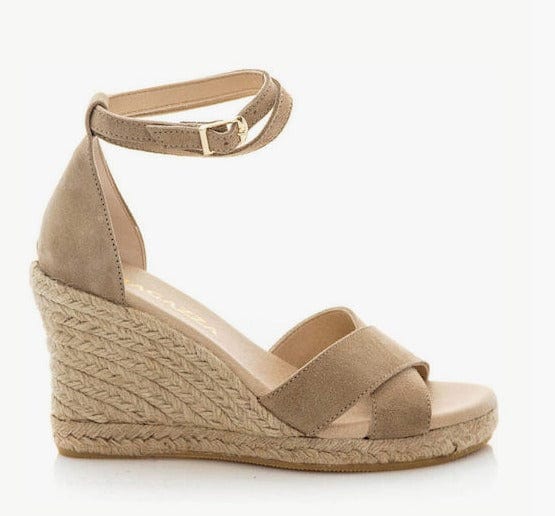 Γυναικείες πλατφόρμες Ragazza 0696 μπεζ-La Scapa Shoes Γυναικείες πλατφόρμες Ragazza 0696 μπεζ ESPADRILLES RAGAZZA