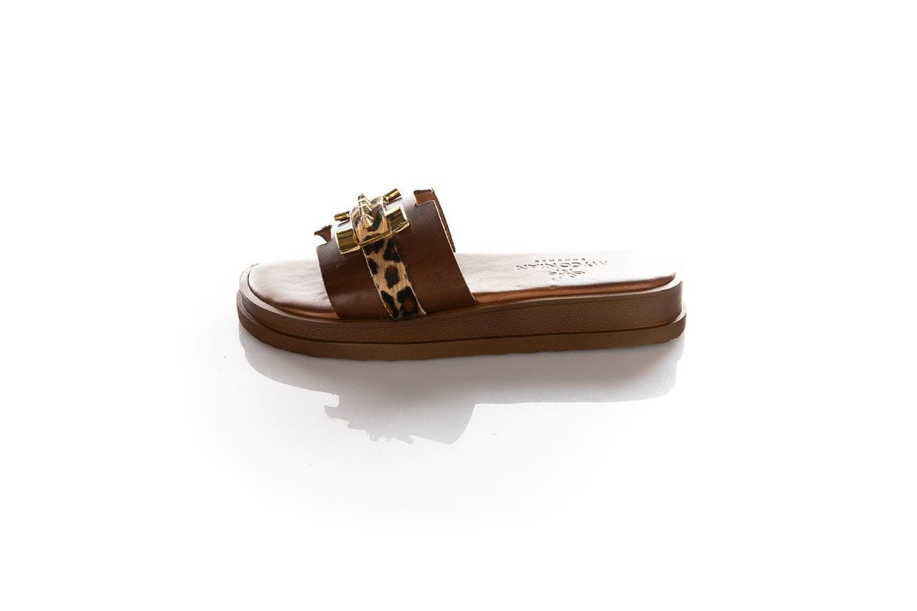 Γυναικείο πέδιλο Robinson 262125 brown Γυναικείο πέδιλο Robinson 262125 brown FLAT SANDALS ROBINSON WOMEN