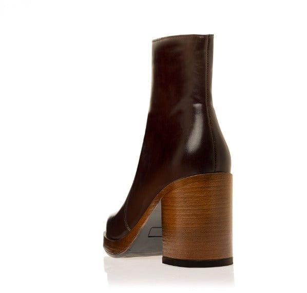 Γυναικεία μποτάκια Sante 23-444 καφέ-La Scarpa Shoes Γυναικεία μποτάκια Sante 23-444 καφέ SMALL BOOTS SANTE