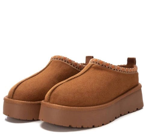 Γυναικεία Slippers Camel XTI 143237 Γυναικεία Slippers Camel XTI 143237 SMALL BOOTS XTI