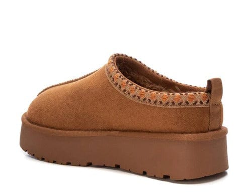 Γυναικεία Slippers Camel XTI 143237 Γυναικεία Slippers Camel XTI 143237 SMALL BOOTS XTI
