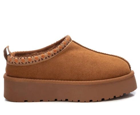 Γυναικεία Slippers Camel XTI 143237 Γυναικεία Slippers Camel XTI 143237 SMALL BOOTS XTI