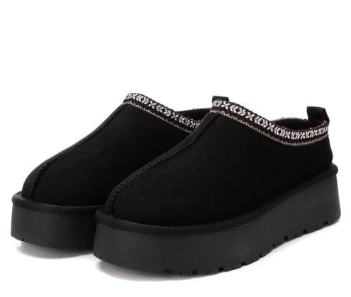 Γυναικεία Slippers XTI μαύρο 143237 Γυναικεία Slippers XTI μαύρο 143237 SMALL BOOTS XTI