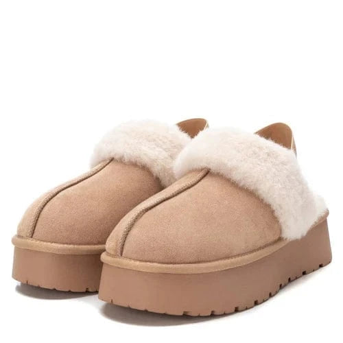 Γυναικεία Slippers XTI μπεζ 143488 Γυναικεία Slippers XTI μπεζ 143488 SMALL BOOTS XTI