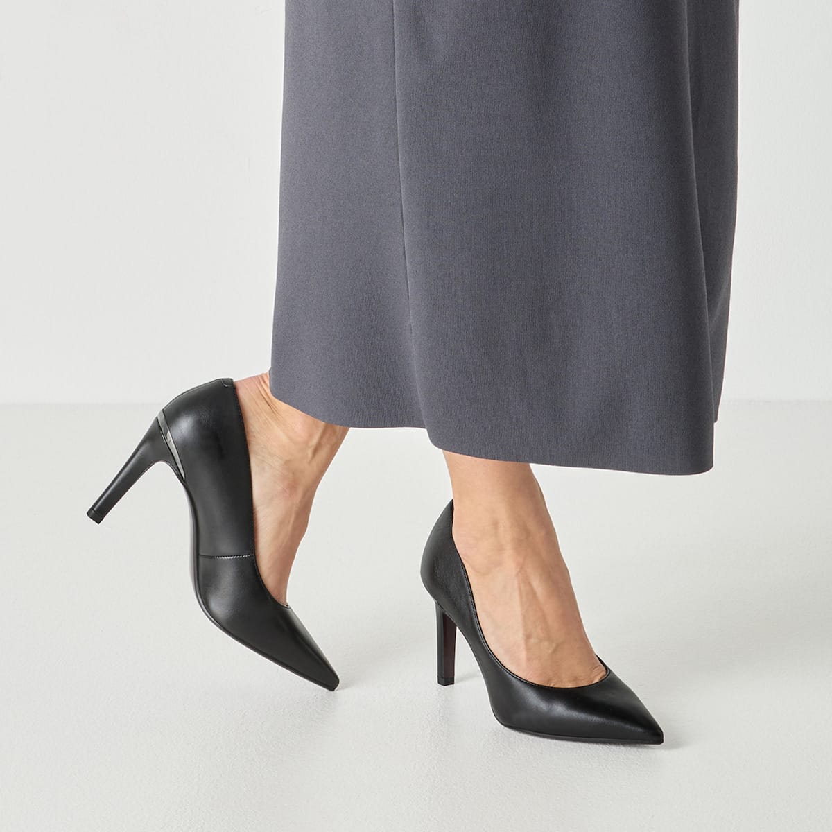 Tamaris heels 1-22448-47 black Tamaris heels 1-22448-47 black HEELS TAMARIS