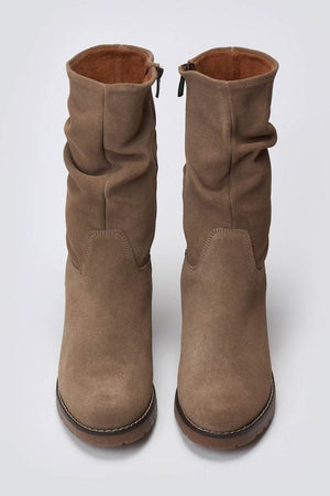 Γυναικεία μποτάκια αστραγάλου Taupe Ragazza 0575 Γυναικεία μποτάκια αστραγάλου Taupe Ragazza 0575 SMALL BOOTS RAGAZZA