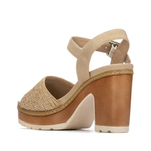 Γυναικεία σανδάλια taupe Refresh 175281 Γυναικεία σανδάλια taupe Refresh 175281 SANDALS XTI