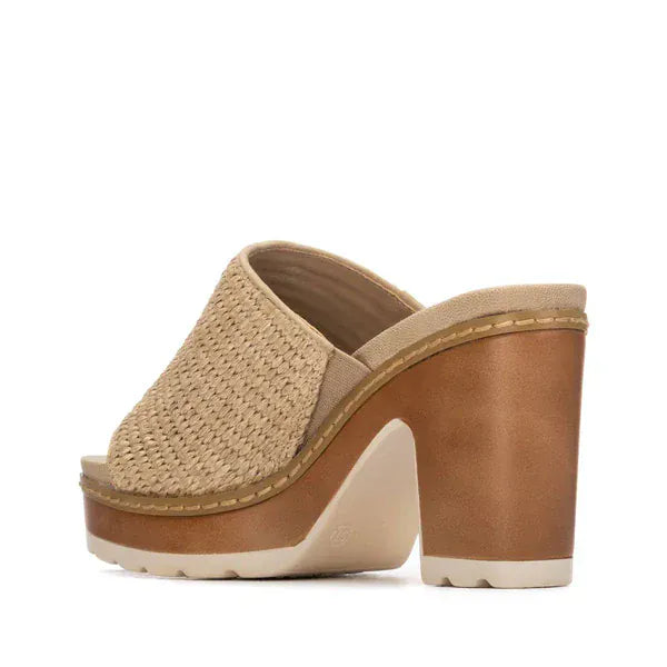 Γυναικεία σανδάλια taupe Refresh 175282 Γυναικεία σανδάλια taupe Refresh 175282 SANDALS XTI