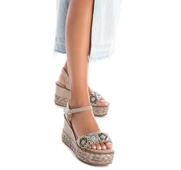 Γυναικείες πλατφόρμες Xti 142677 beige-La Scarpa Shoes Γυναικείες πλατφόρμες Xti 142677 beige SANDALS XTI