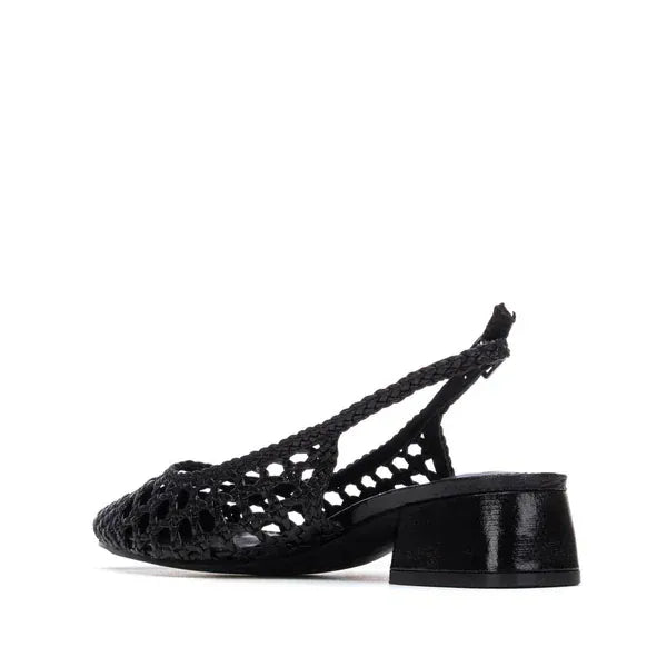 Γυναικεία γοβάκια μαύρο XTI 145430 Γυναικεία γοβάκια μαύρο XTI 145430 HEELS XTI