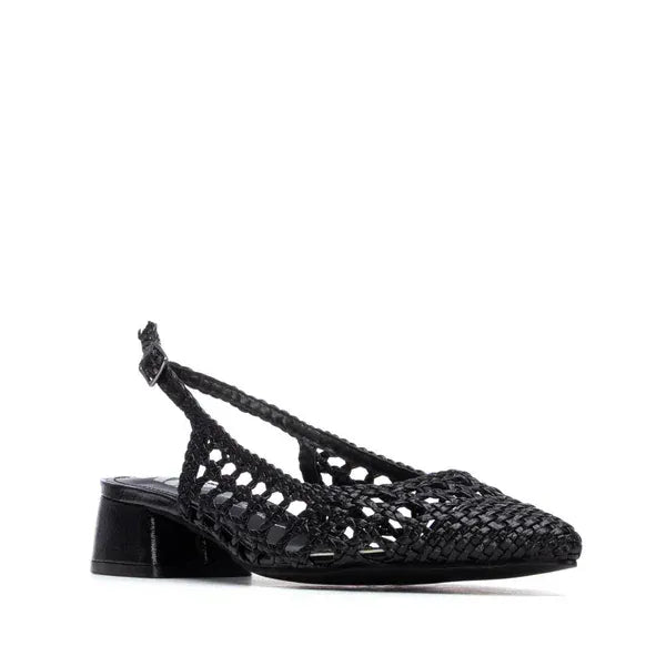 Γυναικεία γοβάκια μαύρο XTI 145430 Γυναικεία γοβάκια μαύρο XTI 145430 HEELS XTI