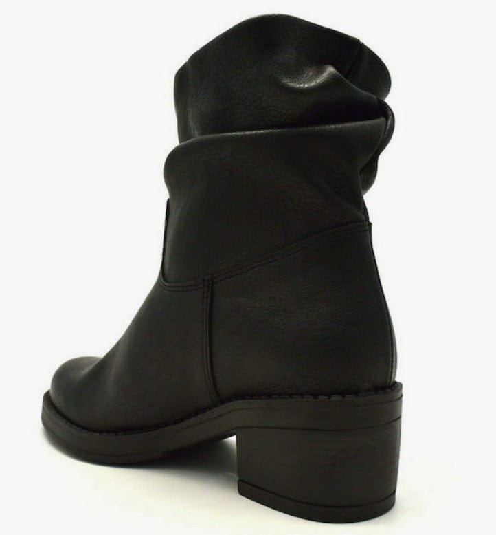 Γυναικεία μποτάκια Ragazza 0635 μαύρο-La Scarpa Shoes Γυναικεία μποτάκια Ragazza 0635 μαύρο SMALL BOOTS RAGAZZA