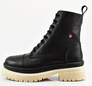 Γυναικεία αρβυλάκια Robinson 113055 μαύρο-La Scarpa Shoes Γυναικεία αρβυλάκια Robinson 113055 μαύρο SMALL BOOTS ROBINSON WOMEN