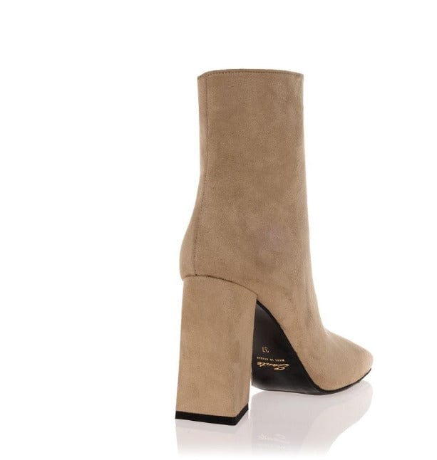 Γυναικεία μποτάκια Sante 22-522 μπεζ-La Scarpa Shoes Γυναικεία μποτάκια Sante 22-522 μπεζ SMALL BOOTS SANTE